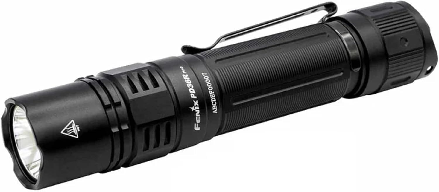 Linterna táctica recargable Fenix PD36R Pro de alta potencia con carga USB-C para kits de emergencia y supervivencia